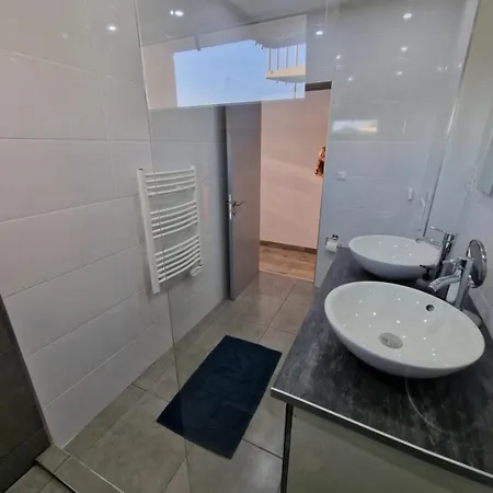 Dos Limites Feriehus Espinho (Aveiro)